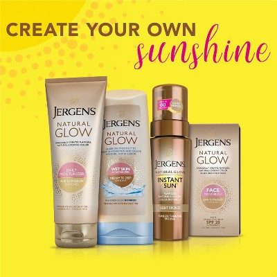 Jergens Glow Moisturizer & Self Tanner SPF 20 2 fl oz Fair to Medium - Imperfect Box